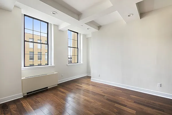 Sold by Pistilli Realty Group | media 5