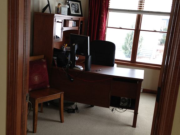 Office, Sunroom or Playroom