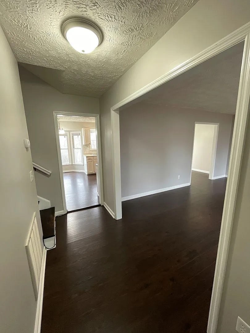 Updated 4 Bedroom / 3 Bathroom with In-Law Suite in Jack Britt School District! — Photo 2