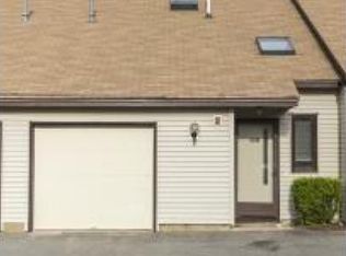 110 Tideview Dr, Dover, NH 03820