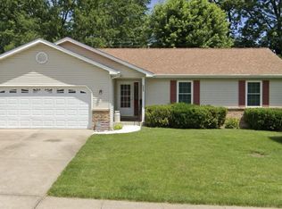 1524 Bishop Dr, Troy, MO 63379