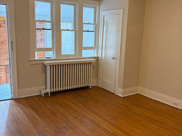 559A Mount Pleasant Rd — Photo 20