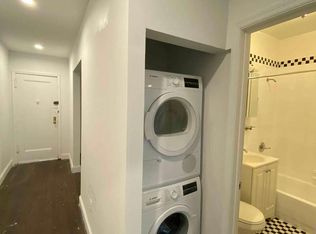 28-01 35th St #2, Astoria, NY 11103