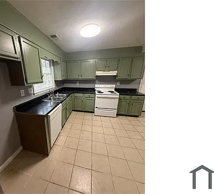 3 bed, 1711 sqft, $2,200 — Photo 4