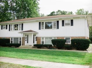 1421 High St #1E, Hobart, IN 46342