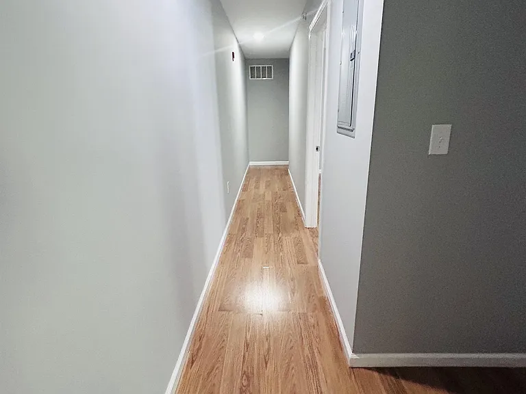 5038 Spruce St #4 — Photo 6