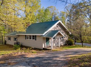 105 Bonner Rd, Mountain Rest, SC 29664