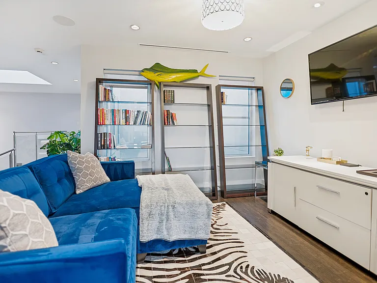 3633 Brown St — Photo 35