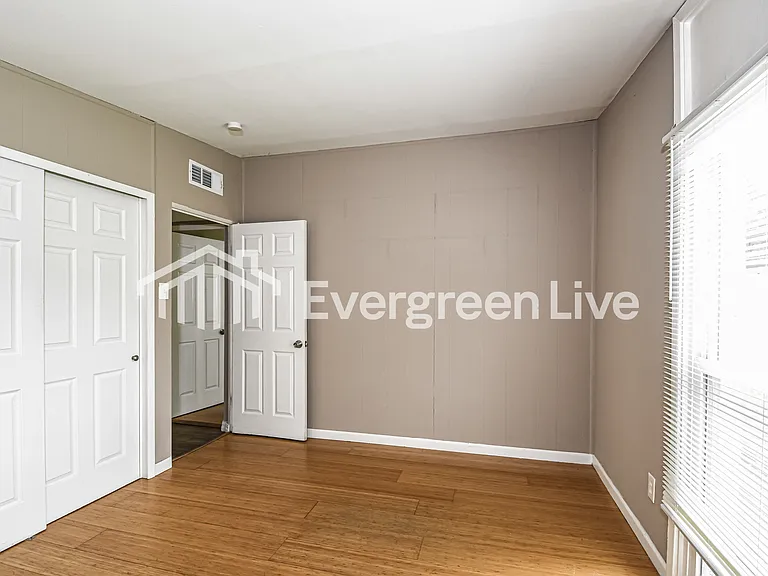 440 Countryside Dr — Photo 12