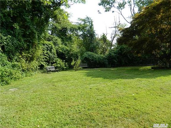 5th image of 23 Meadow Dr