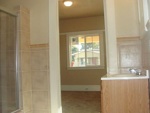 Jack&Jill Bathroom