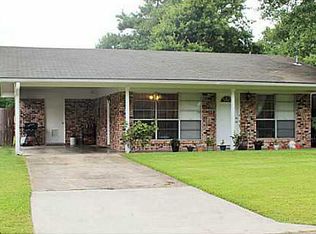 414 Holly St, Ocean Springs, MS 39564
