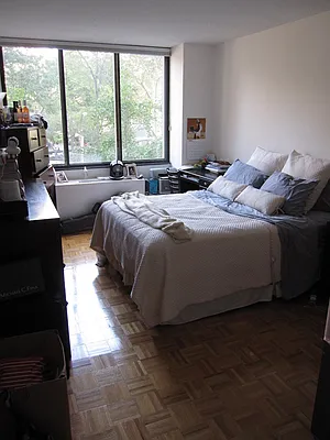 Rented by Newell and Assoc. | media 26