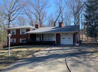 1000 Belhaven Dr, Russell, KY 41169