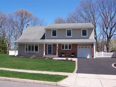 72 Hilden Street, Kings Park, NY, 11754