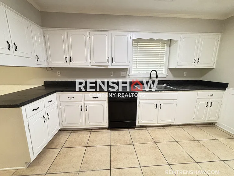 2302 Hawksmoor Pl — Photo 13