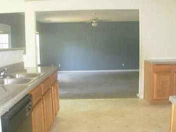 4th image of 50 Kirkland Ct