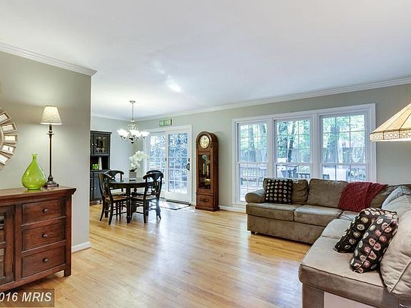 4th image of 8503 Georgian Pl