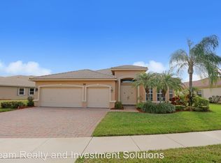 9521 Lantern Bay Cir, West Palm Beach, FL 33411