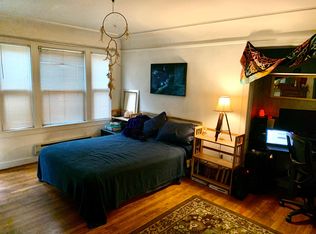 1820 E Thomas St #6, Seattle, WA 98112