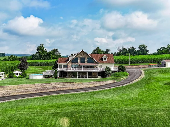 345 Kauffroth Rd, Gap, PA 17527