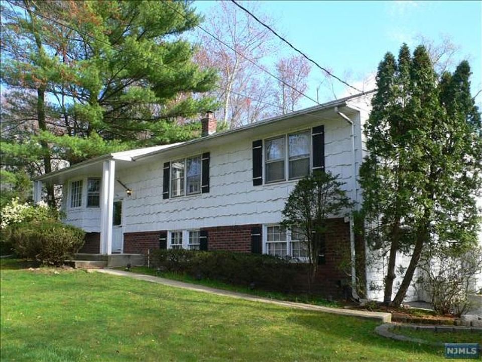 1st image of 544 Bernita Dr