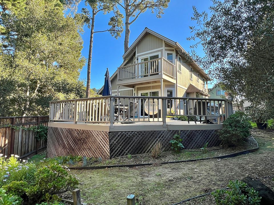 1st image of 668 Clubhouse Dr