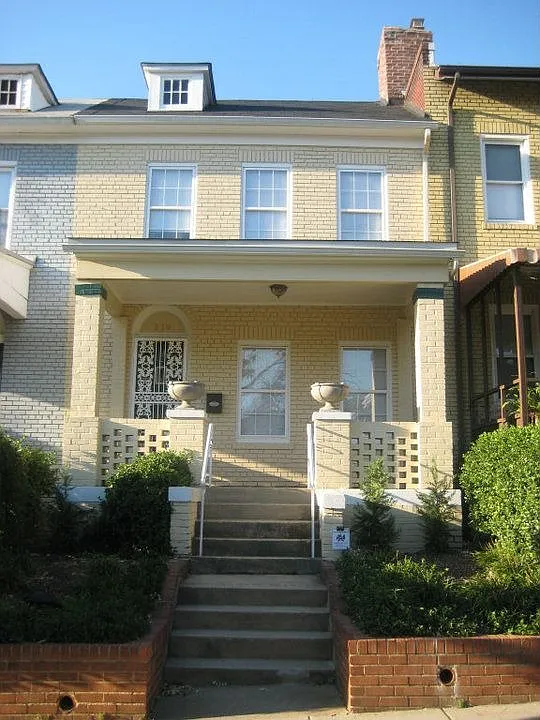 119 Webster St NW photo 1