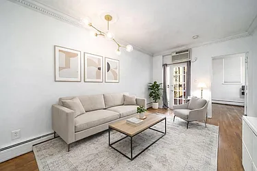 278 Monmouth Street, #2L