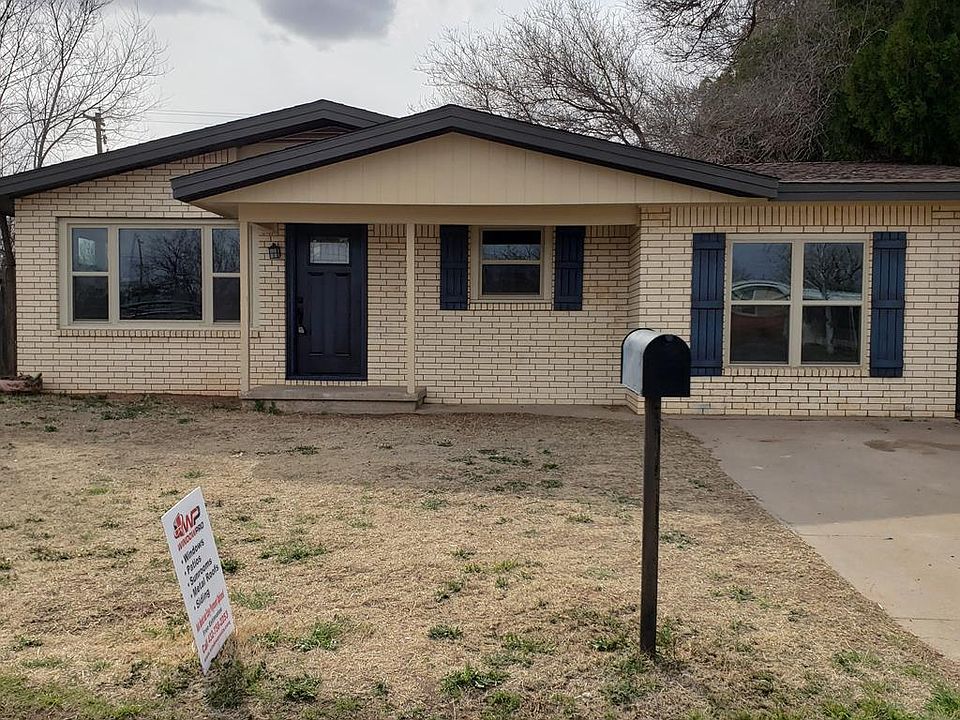 1st image of 709 NE Mustang Dr