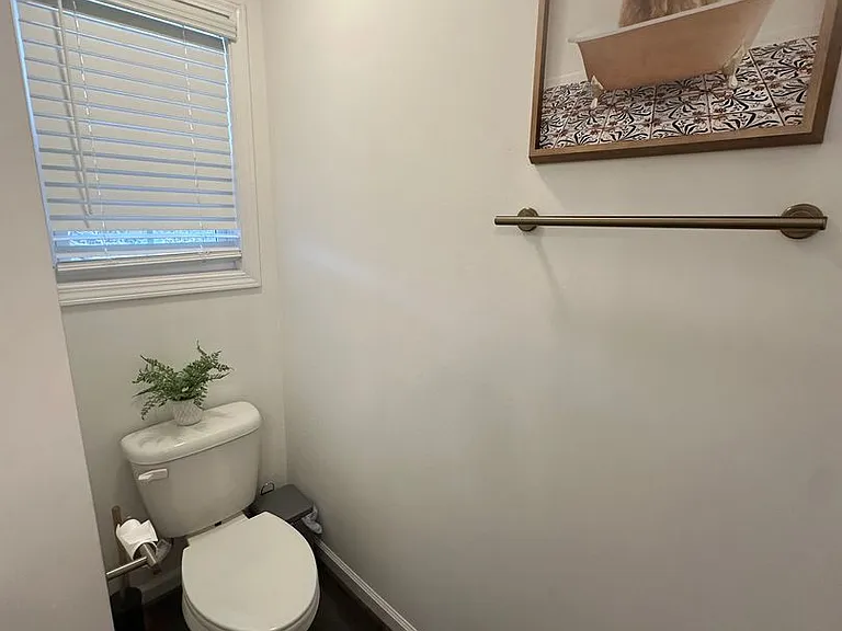 85 Mary Dr — Photo 17