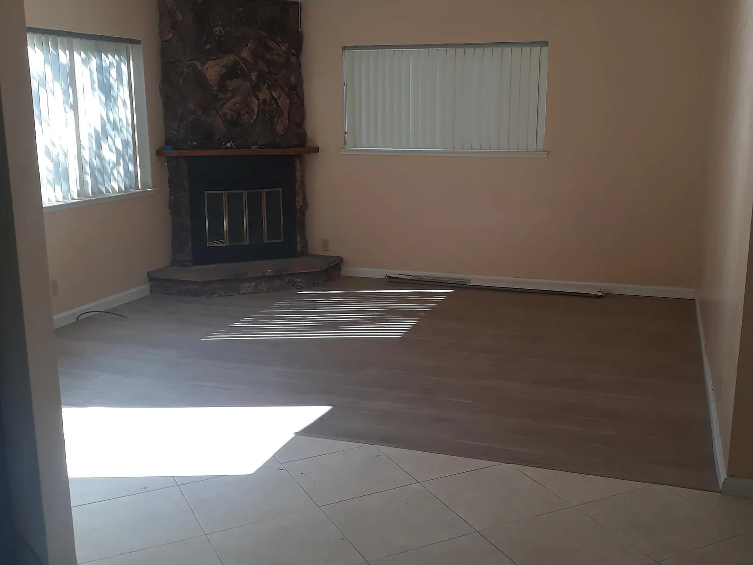 2 bed, 1050 sqft, $2,780 — Photo 3
