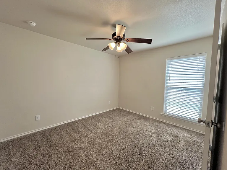 7415 103rd St — Photo 5