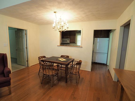 4th image of 1717 Warner Pl