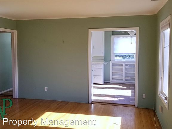 3rd image of 5334 Palm Ave