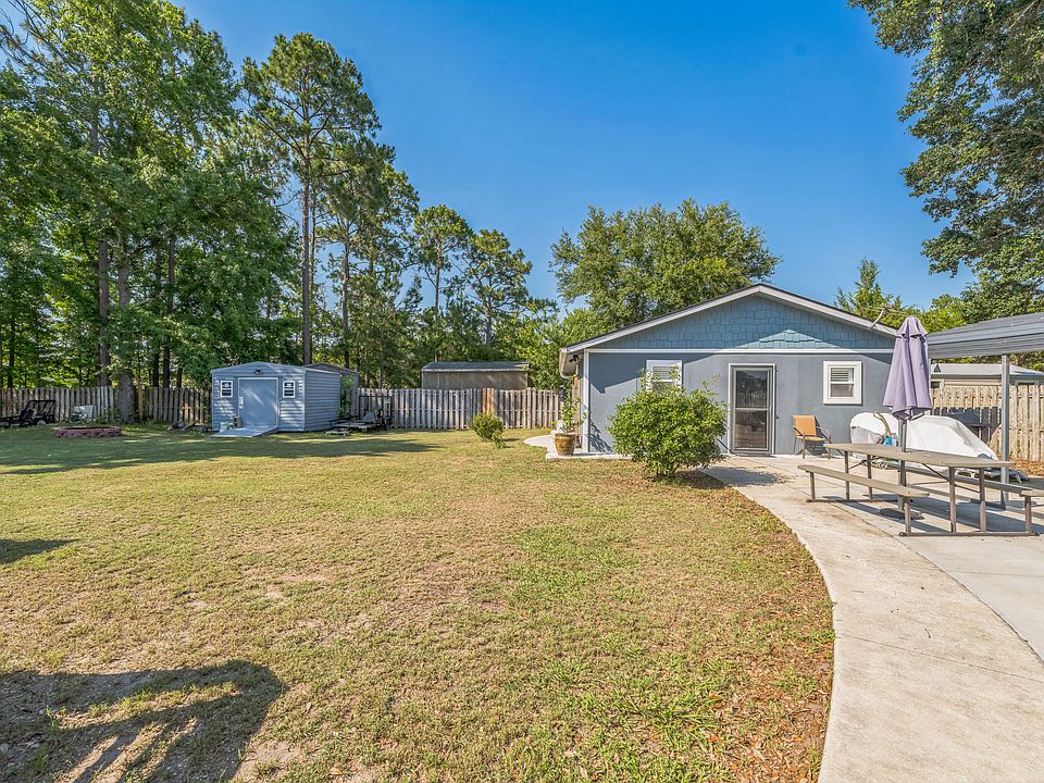 1st image of 134 Lake Manor Dr #1