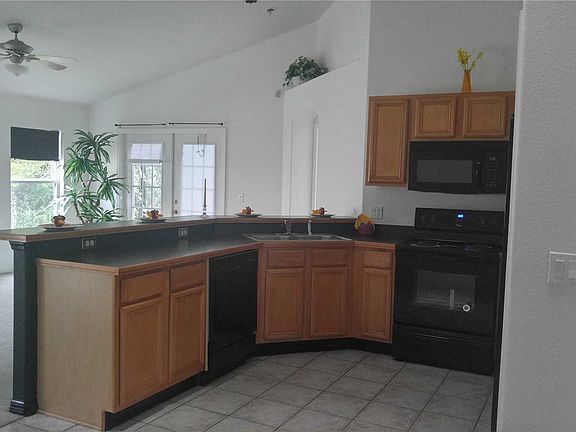 4th image of 3031 Lazlo Ln