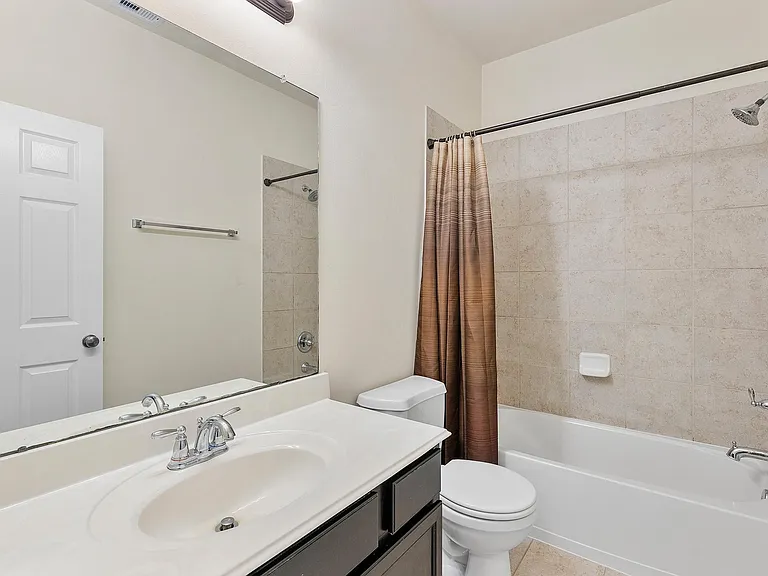16911 Savannah Park Dr — Photo 19