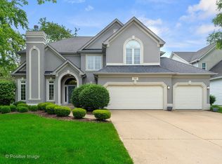 701 S Wilmette Ave, Westmont, IL