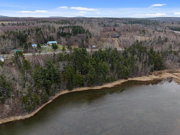 2nd image of 99 Shore Rd