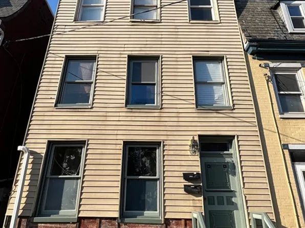 138 S Queen St APT 2, York, PA 17403