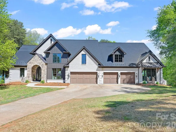 20107 Bascom Ridge Dr, Cornelius, NC 28031