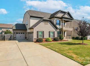 121 Karlstad Ln, Mooresville, NC 28115