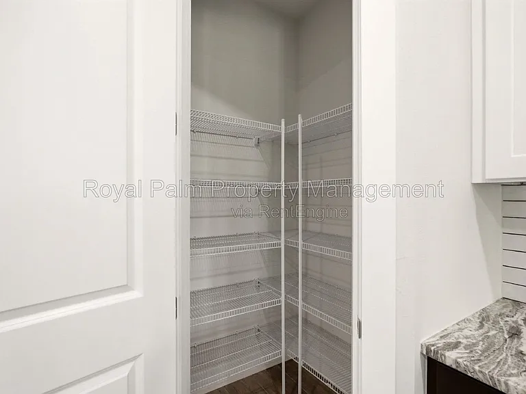 3518 NE 21st Pl — Photo 13