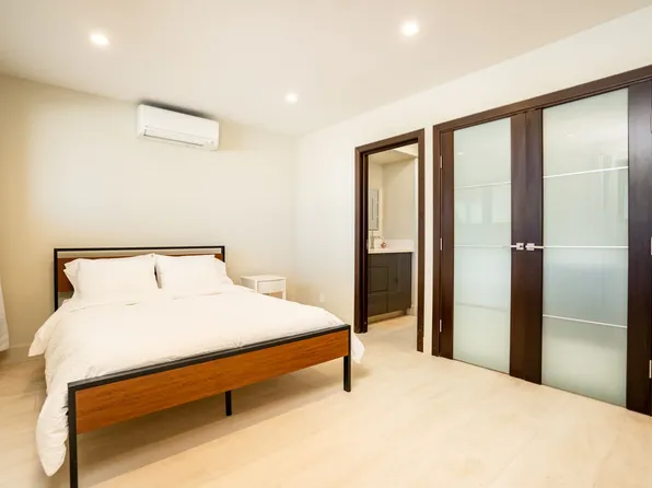 28A Surfside Ave, Seal Beach, CA 90740