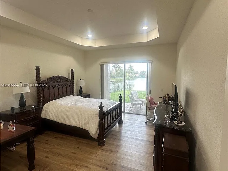 18571 SW 44th St — Photo 16