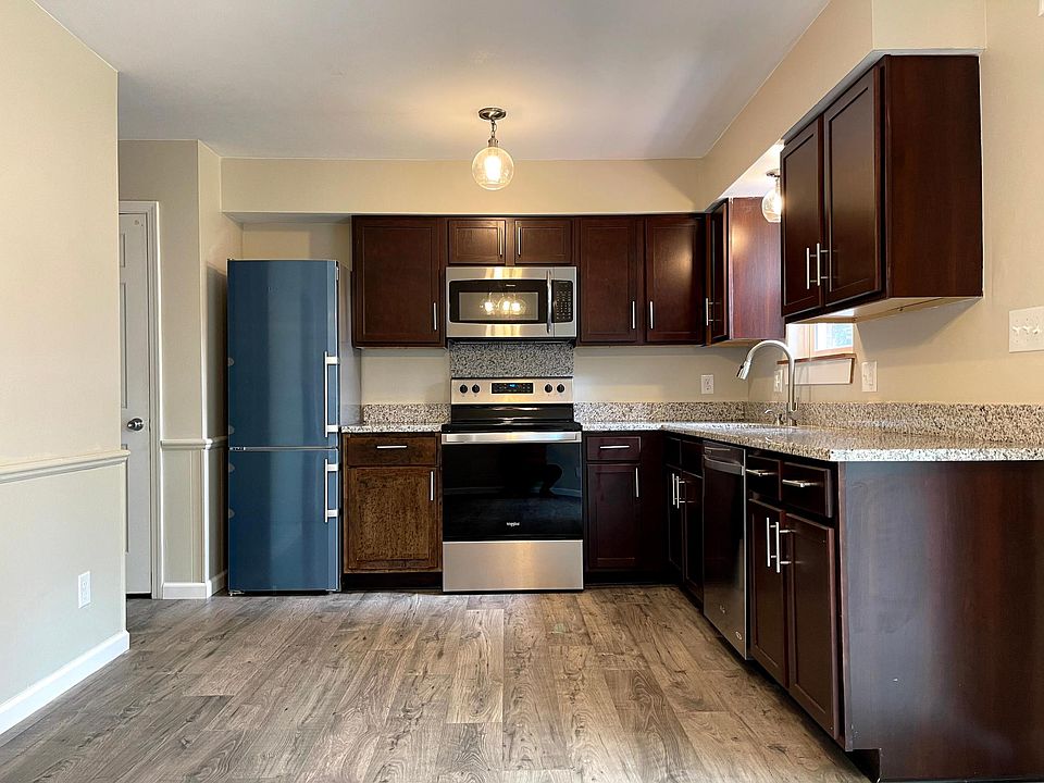 1st image of 681 Village Place North Dr