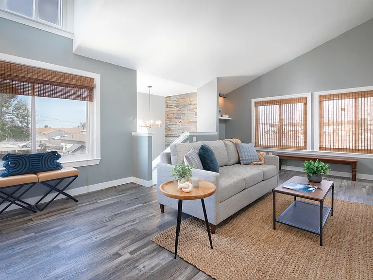 1041 Longbranch Ave — Photo 11