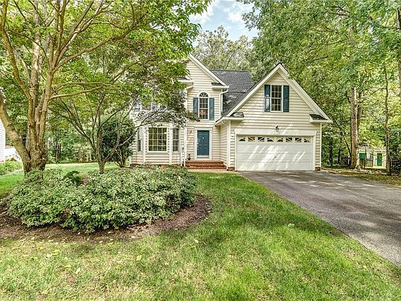 2nd image of 10804 Hinton Ct