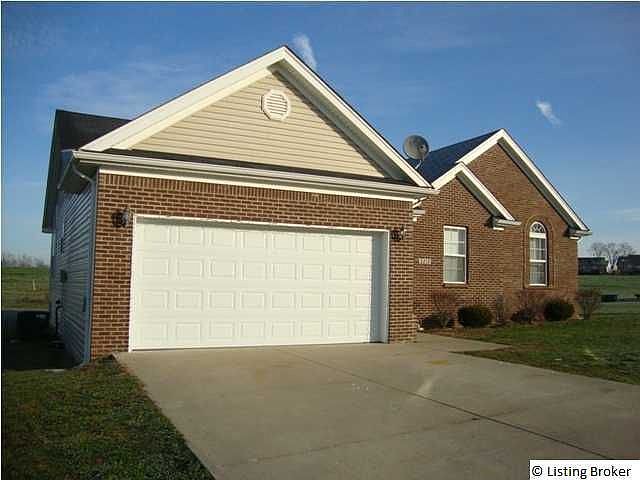 1st image of 3215 Squire Cir